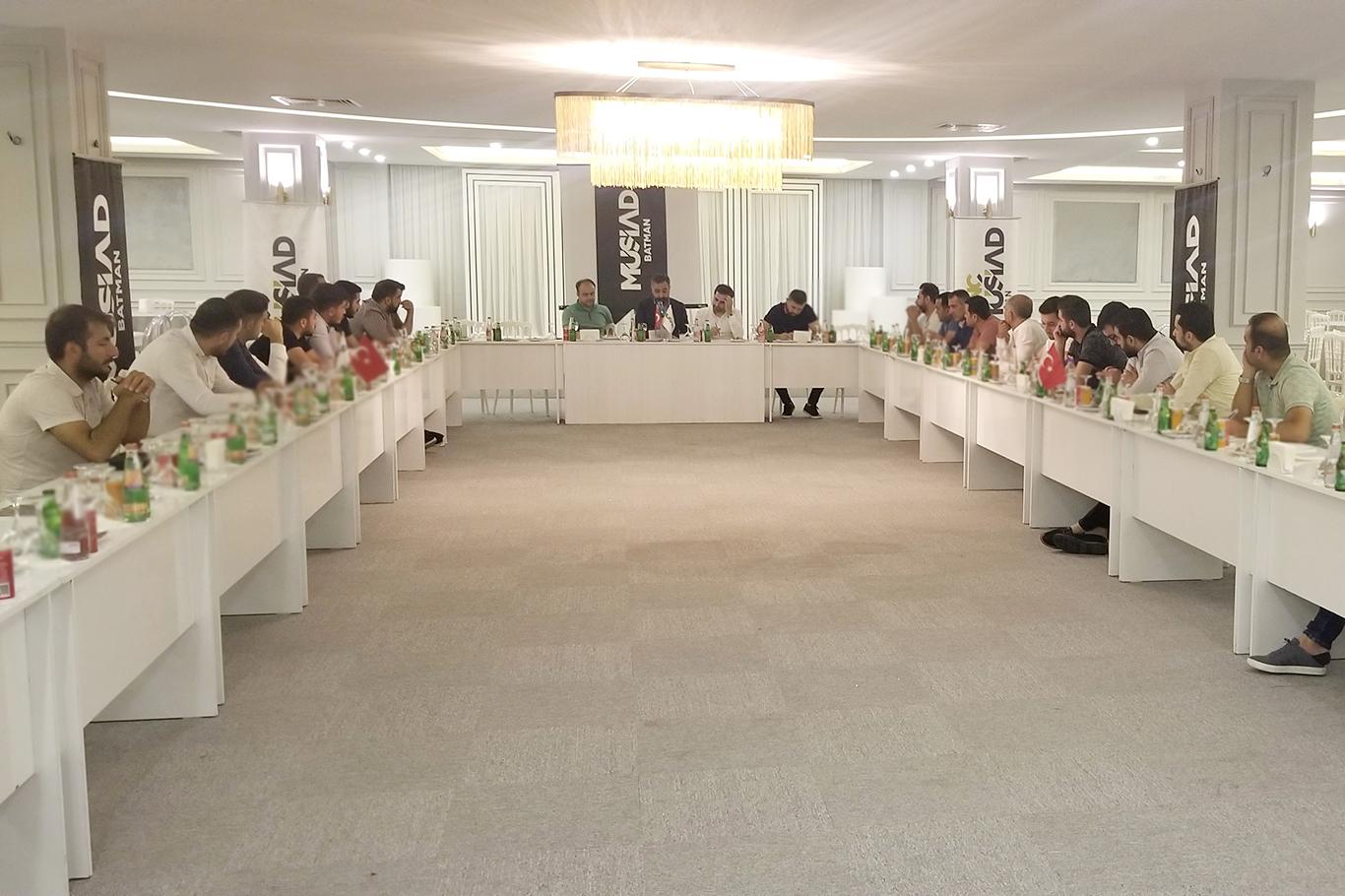 "Vergi mevzuatı eğitimi düzenlendi" "Vergi mevzuatı eğitimi düzenlendi"